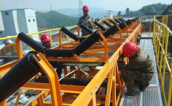 Instalación de bandas transportadoras y accesorios